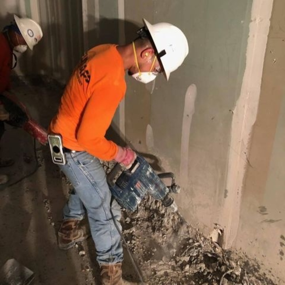 Meet your Posher, Leo